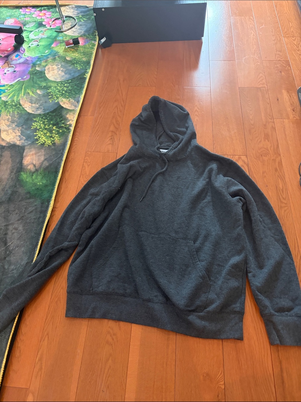 Men's Dark Gray Hooded Pullover Sweatshirt